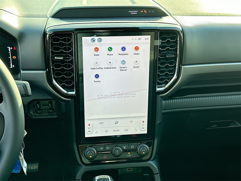 Vehicle image 10 of 21