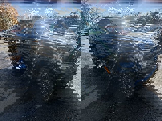 Vehicle image 3 of 25