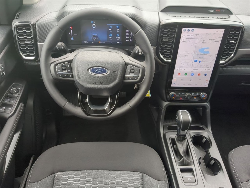 Vehicle image 21 of 31