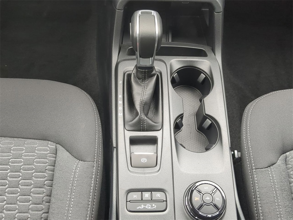 Vehicle image 15 of 31