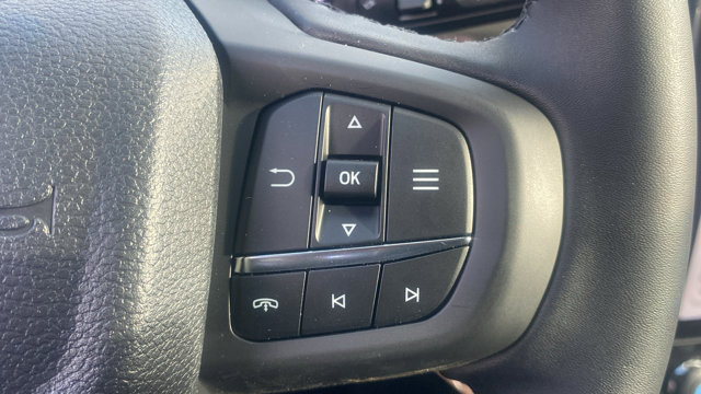 Vehicle image 12 of 27