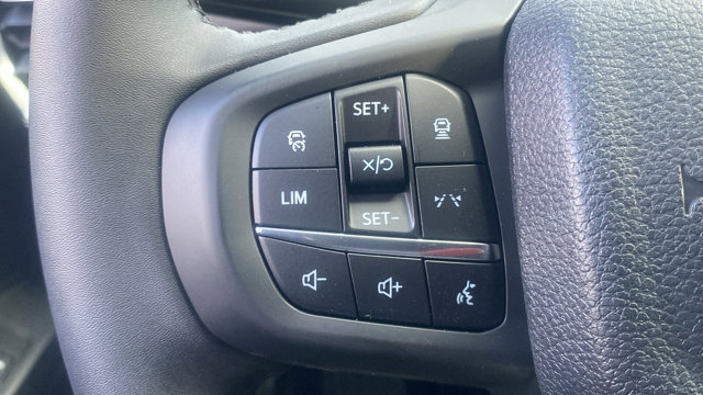 Vehicle image 11 of 27