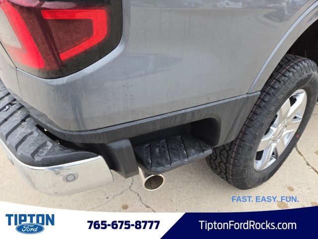 Vehicle image 35 of 43