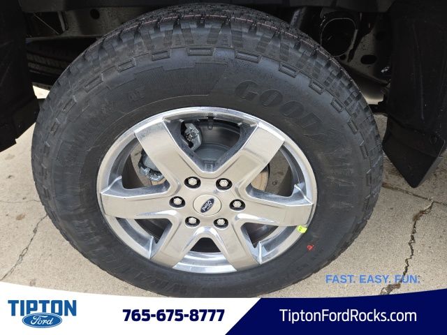 Vehicle image 11 of 43
