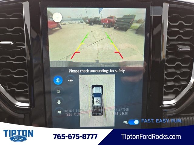 Vehicle image 17 of 43