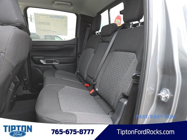 Vehicle image 14 of 43