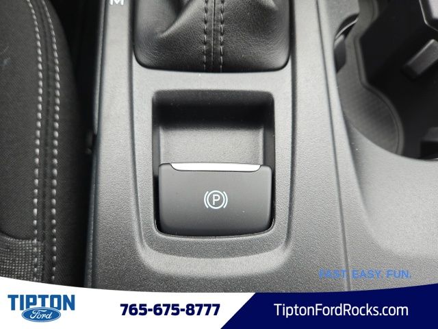 Vehicle image 23 of 43