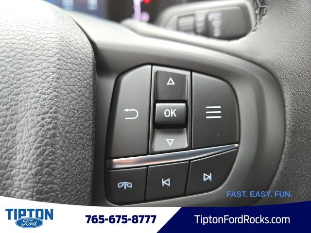 Vehicle image 38 of 43