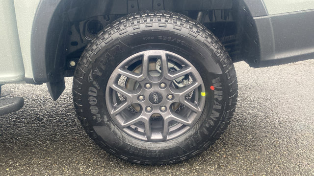 Vehicle image 22 of 27
