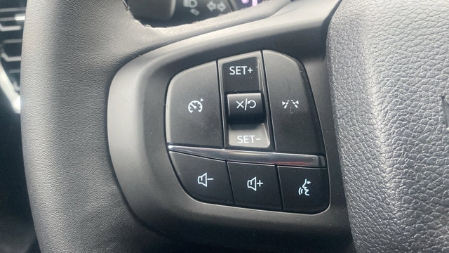 Vehicle image 11 of 27