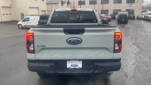 Vehicle image 24 of 27