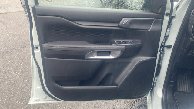 Vehicle image 6 of 27