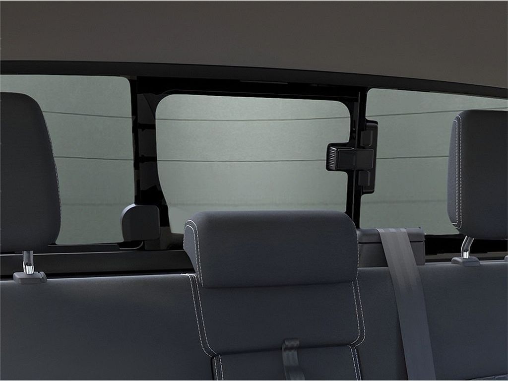 Vehicle image 11 of 22