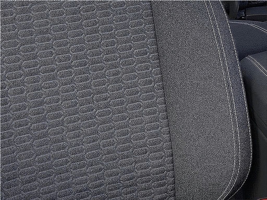 Vehicle image 20 of 22