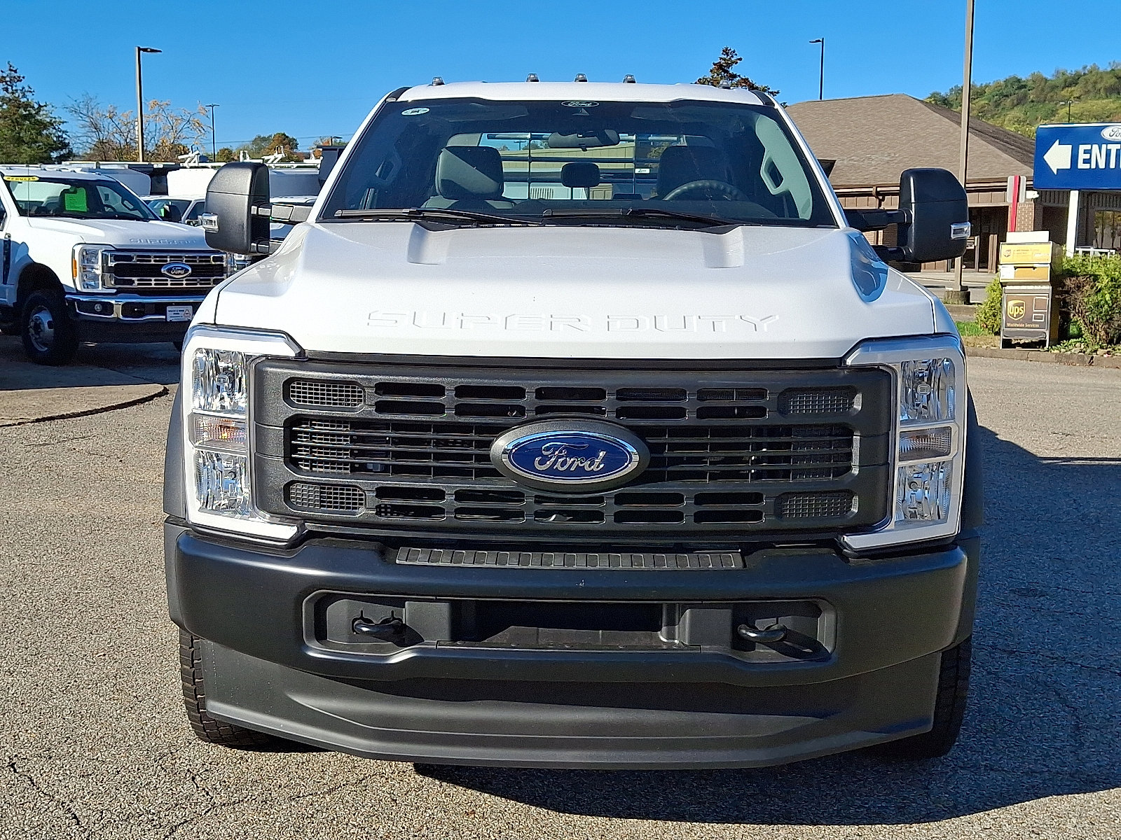 2024 Ford F-550 XL Image 3 of 17