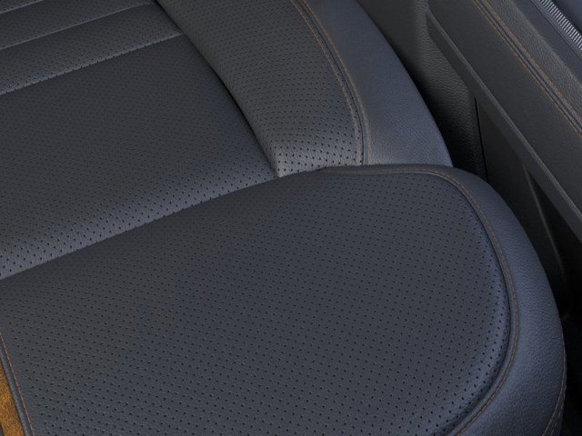 2024 Ford F-250 Platinum Image 10 of 22