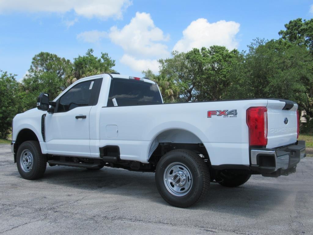 2024 Ford F-250 XL Image 6 of 26