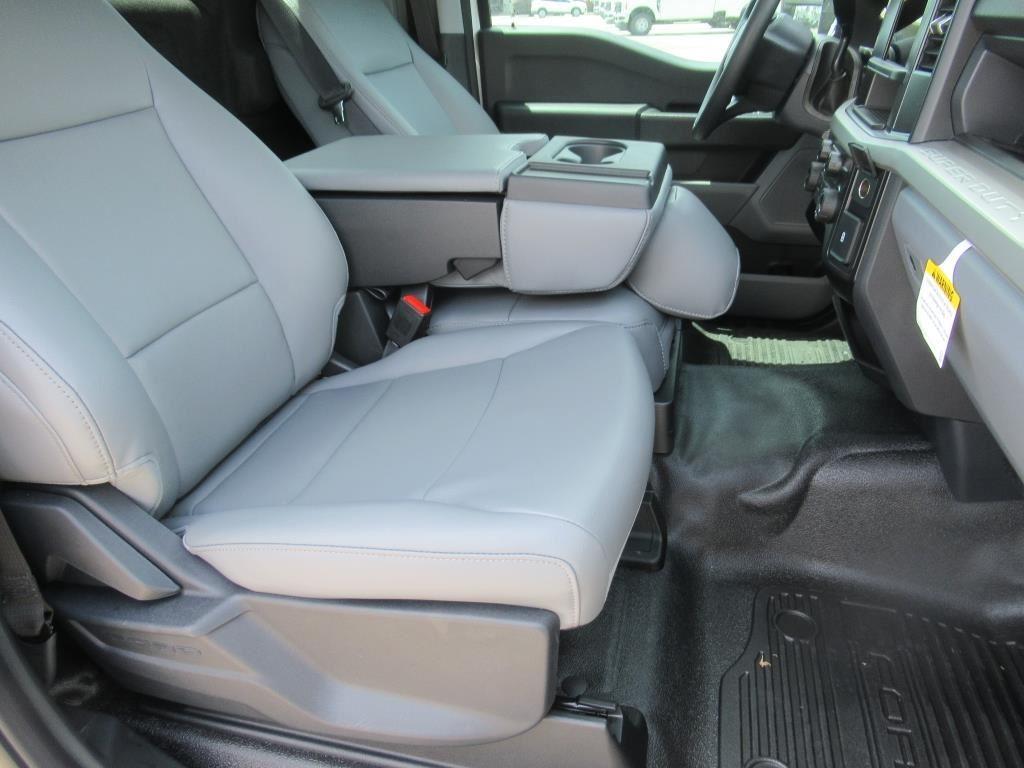 2024 Ford F-250 XL Image 10 of 26