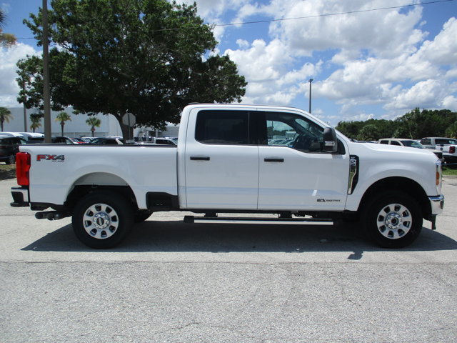 2024 Ford F-250 XLT Image 3 of 20