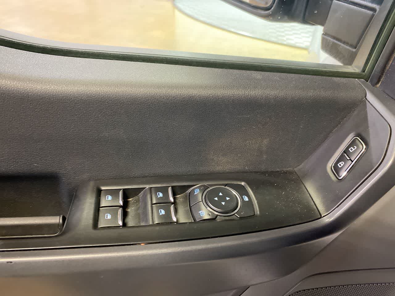 2024 Ford F-250 XLT Image 24 of 27