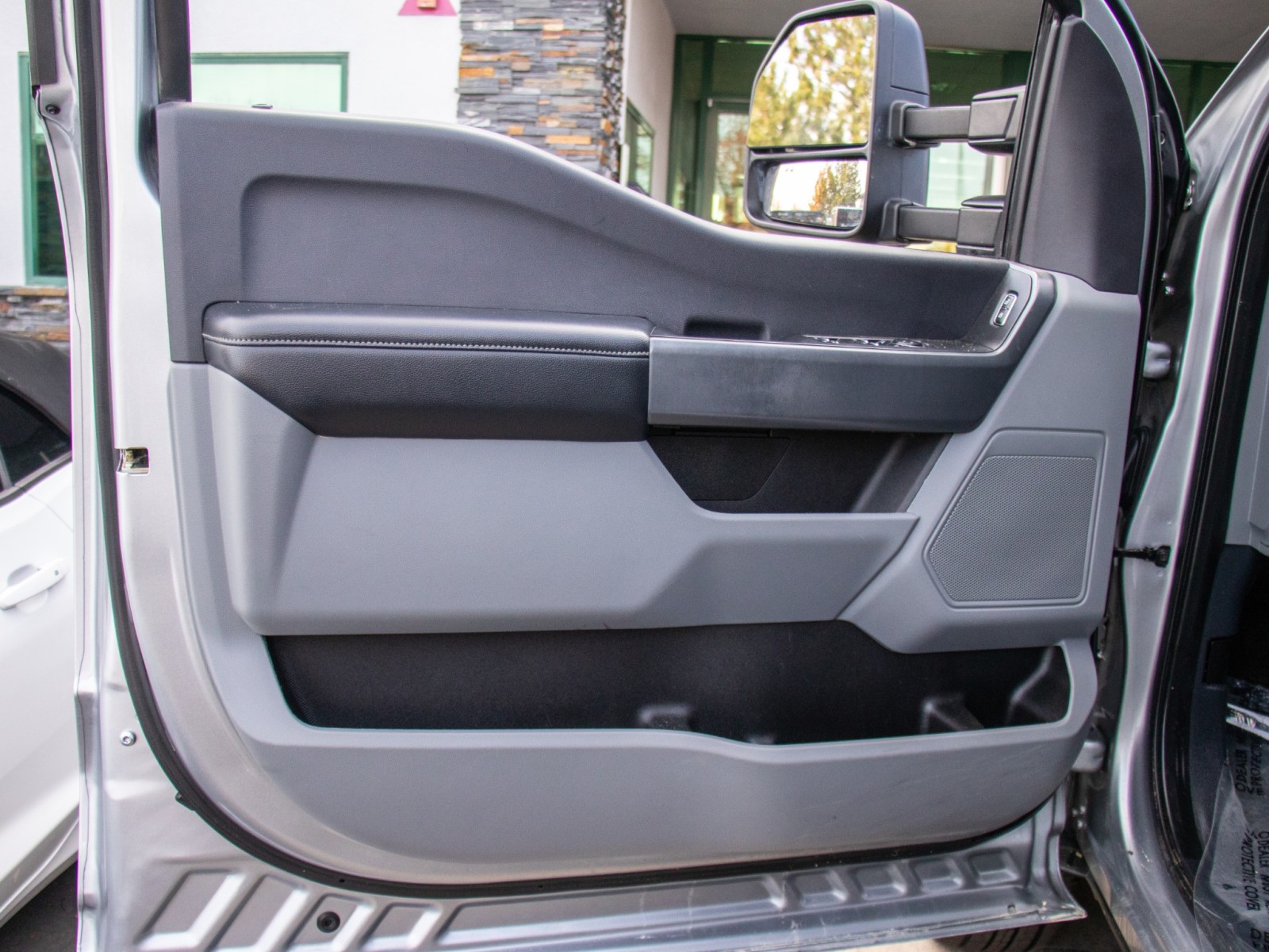 2024 Ford F-350 XLT Image 22 of 24