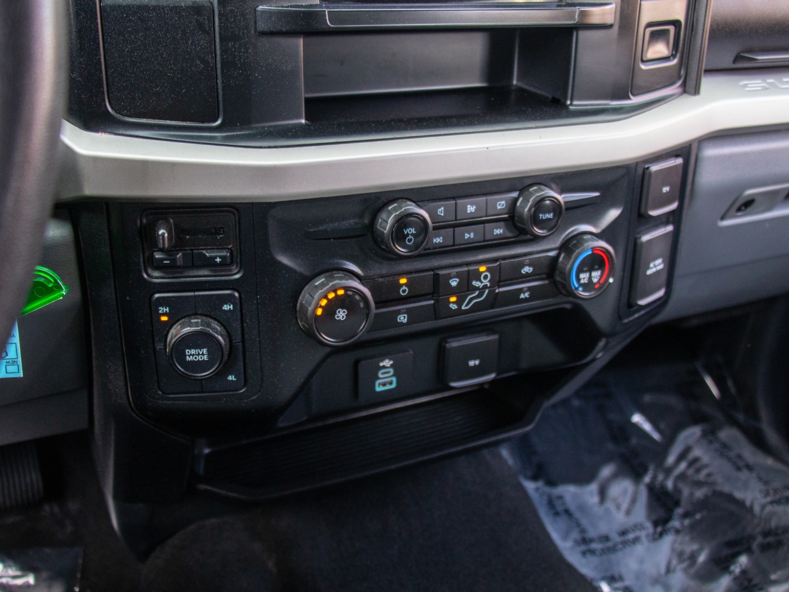 2024 Ford F-350 XLT Image 23 of 24