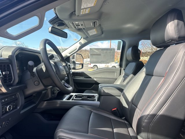 Vehicle image 11 of 38
