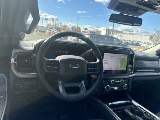 Vehicle image 14 of 38