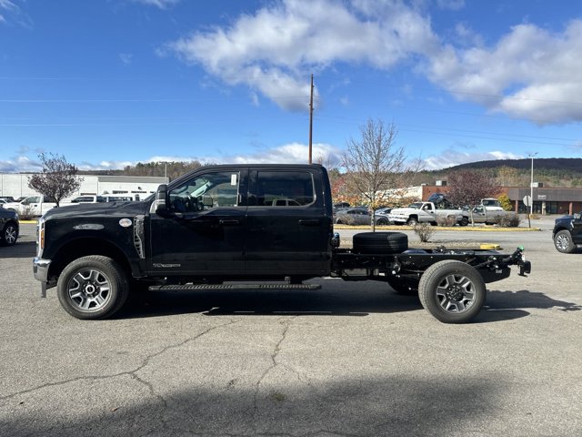 Vehicle image 8 of 38