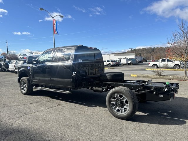 Vehicle image 7 of 38