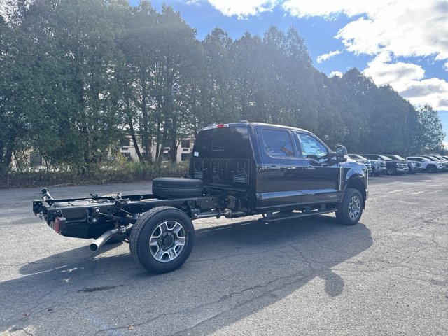 Vehicle image 5 of 38