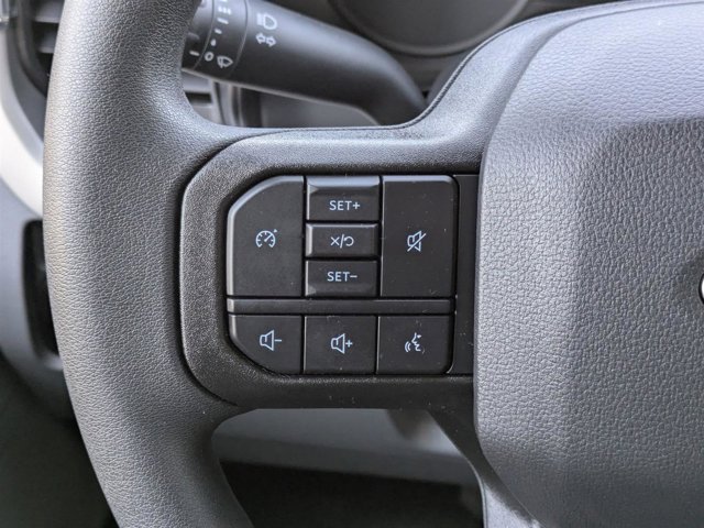 Vehicle image 18 of 38