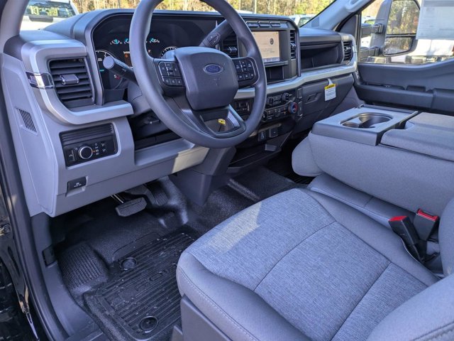Vehicle image 15 of 38