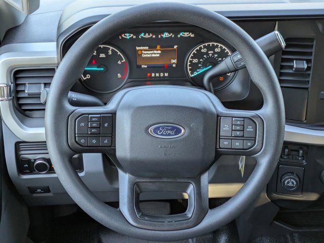 Vehicle image 17 of 38