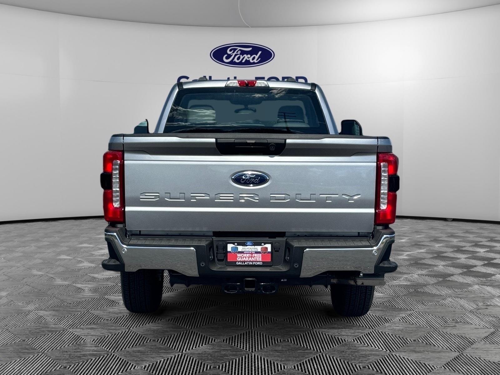 Vehicle image 6 of 12