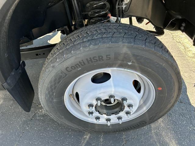 2024 Ford F-550 XL Image 5 of 19