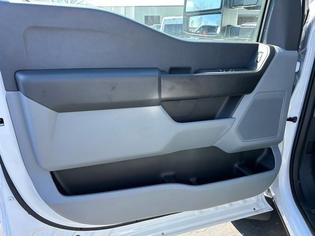 2024 Ford F-550 XL Image 14 of 19