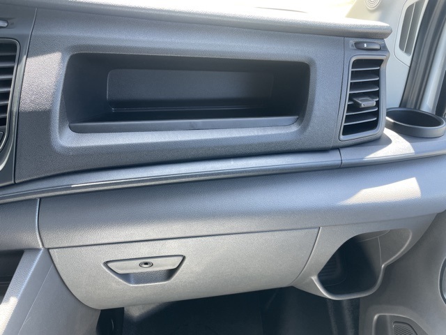 Vehicle image 36 of 50