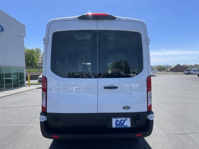 Vehicle image 8 of 50