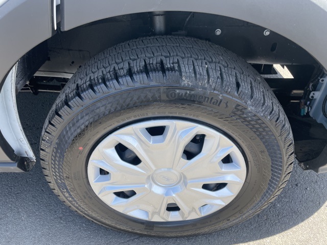 Vehicle image 48 of 50
