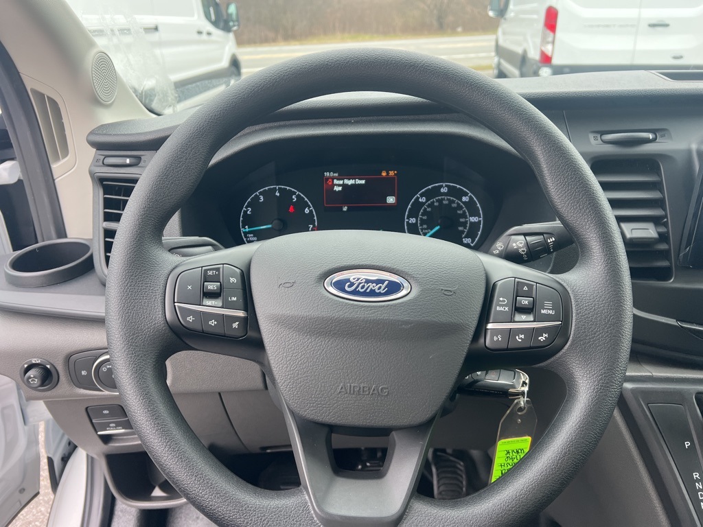 Vehicle image 19 of 20