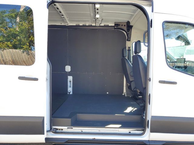 2024 Ford Transit Base Image 8 of 23