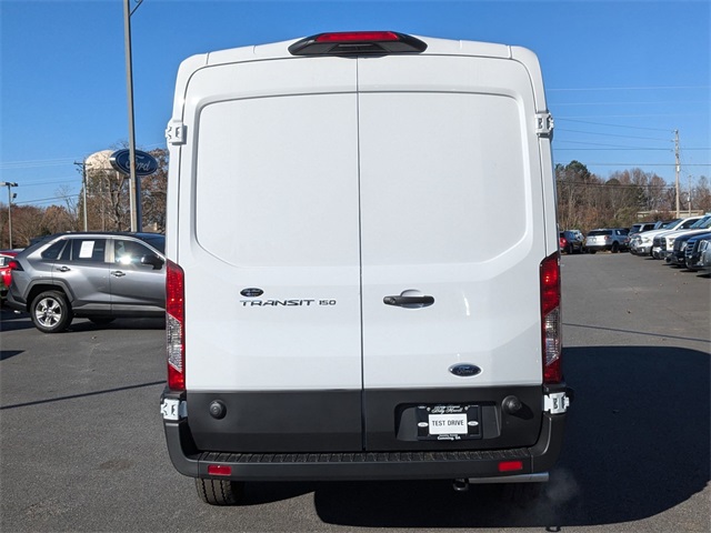 Vehicle image 6 of 23