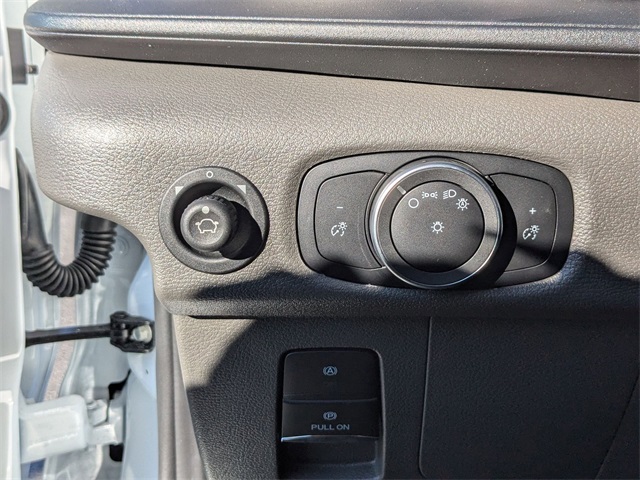 Vehicle image 10 of 23