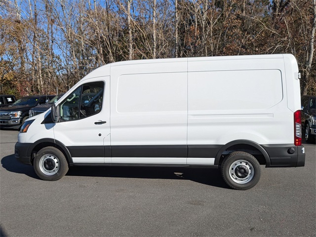 Vehicle image 8 of 23