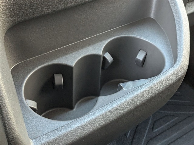 Vehicle image 15 of 23
