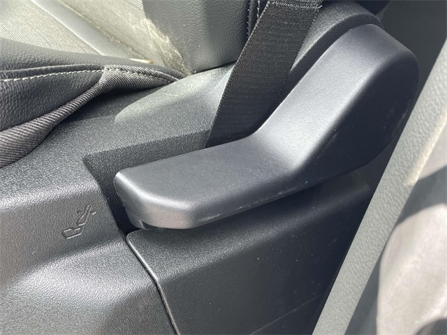 Vehicle image 18 of 29