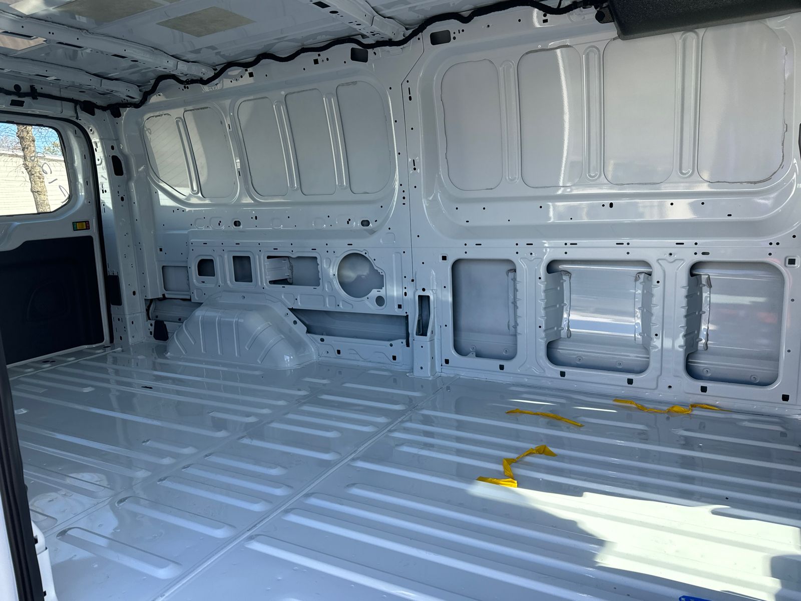 Vehicle image 15 of 30