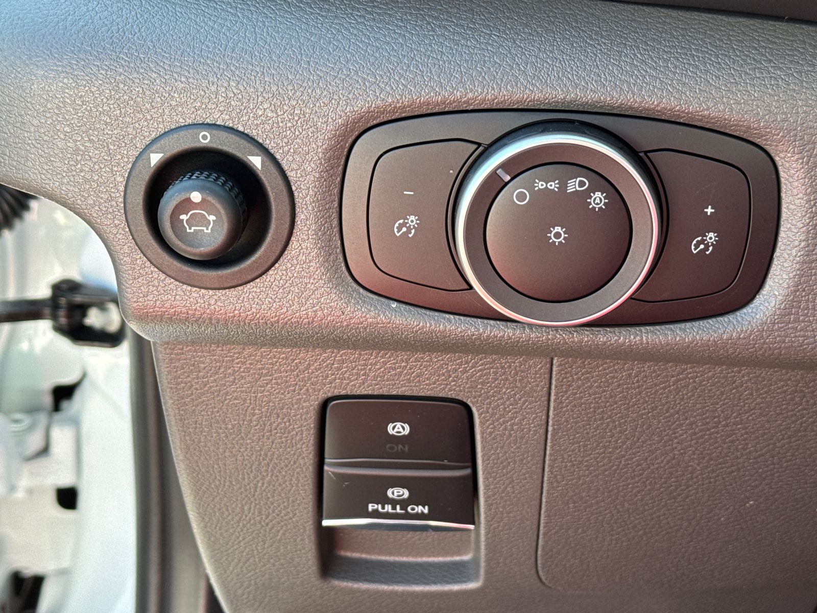 Vehicle image 29 of 30