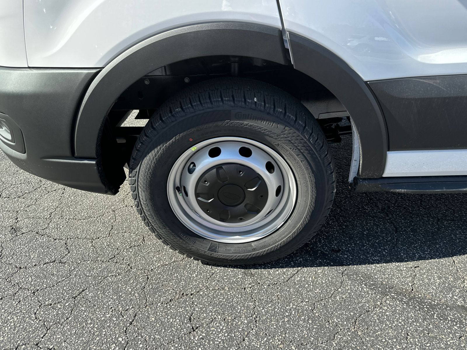 Vehicle image 12 of 30